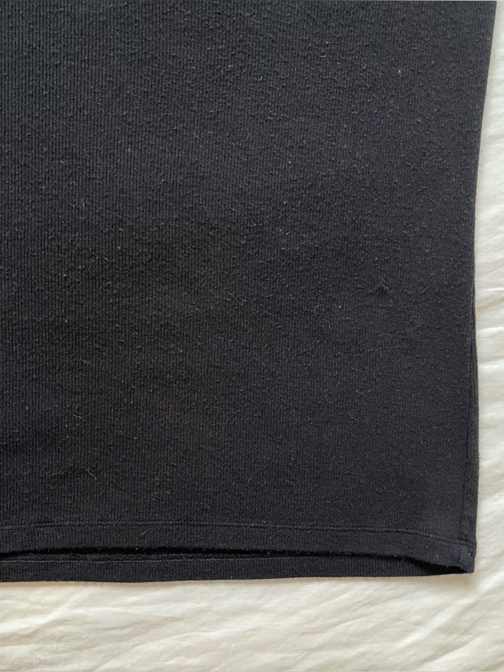 Aritzia Wilfred Free⎜LEONIS T-SHIRT⎜BLACK - Picture 9 of 12